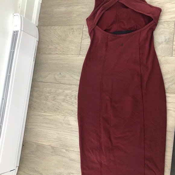 Lululemon Picnic Play Dress in Deep Rouge 6/S - Picture 4 of 4